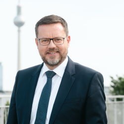 Dr. Peter Schwark wird neuer Hauptgeschäftsführer von BDSW und BDGW