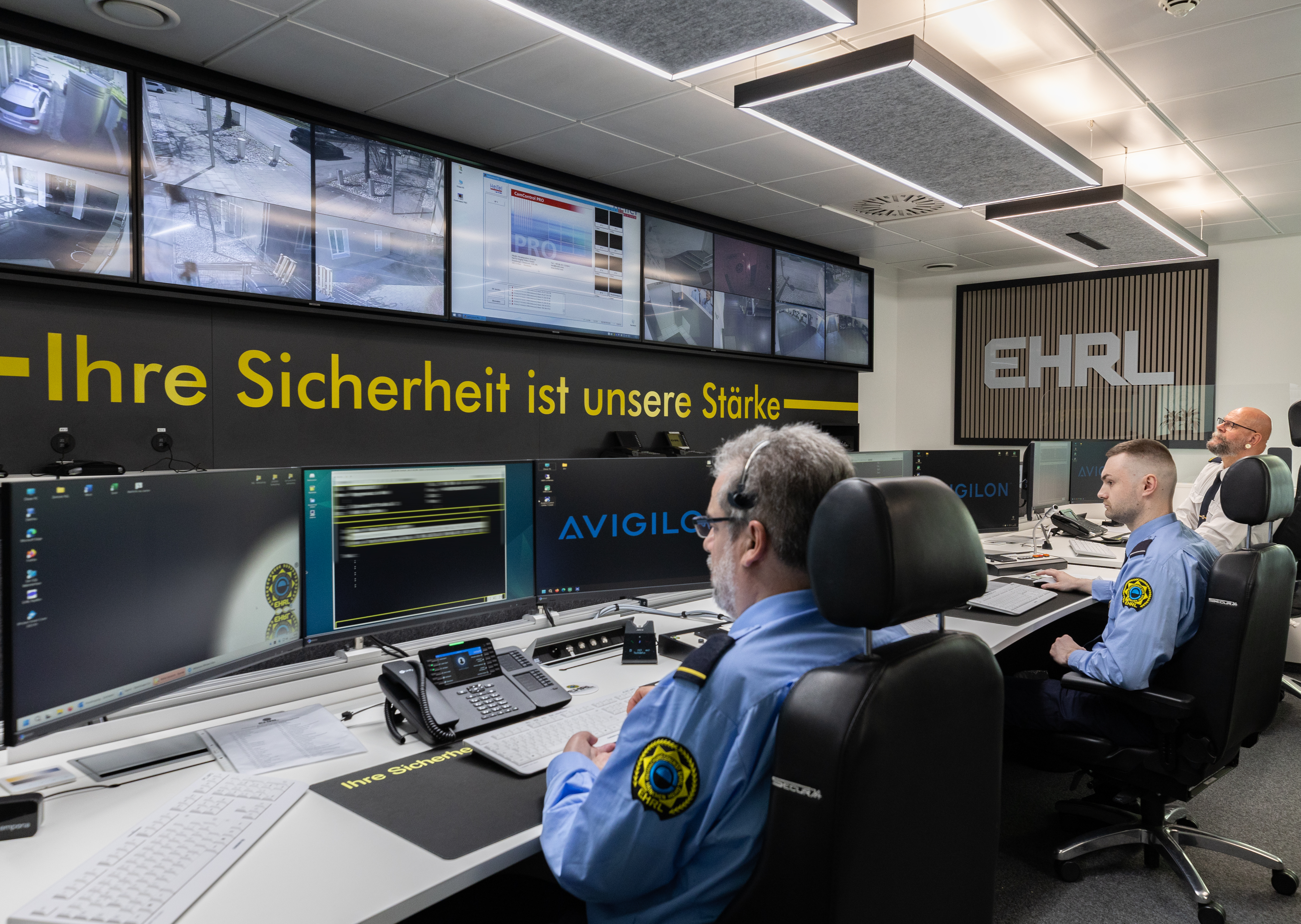 Hochmoderne Notruf- und Serviceleitstelle