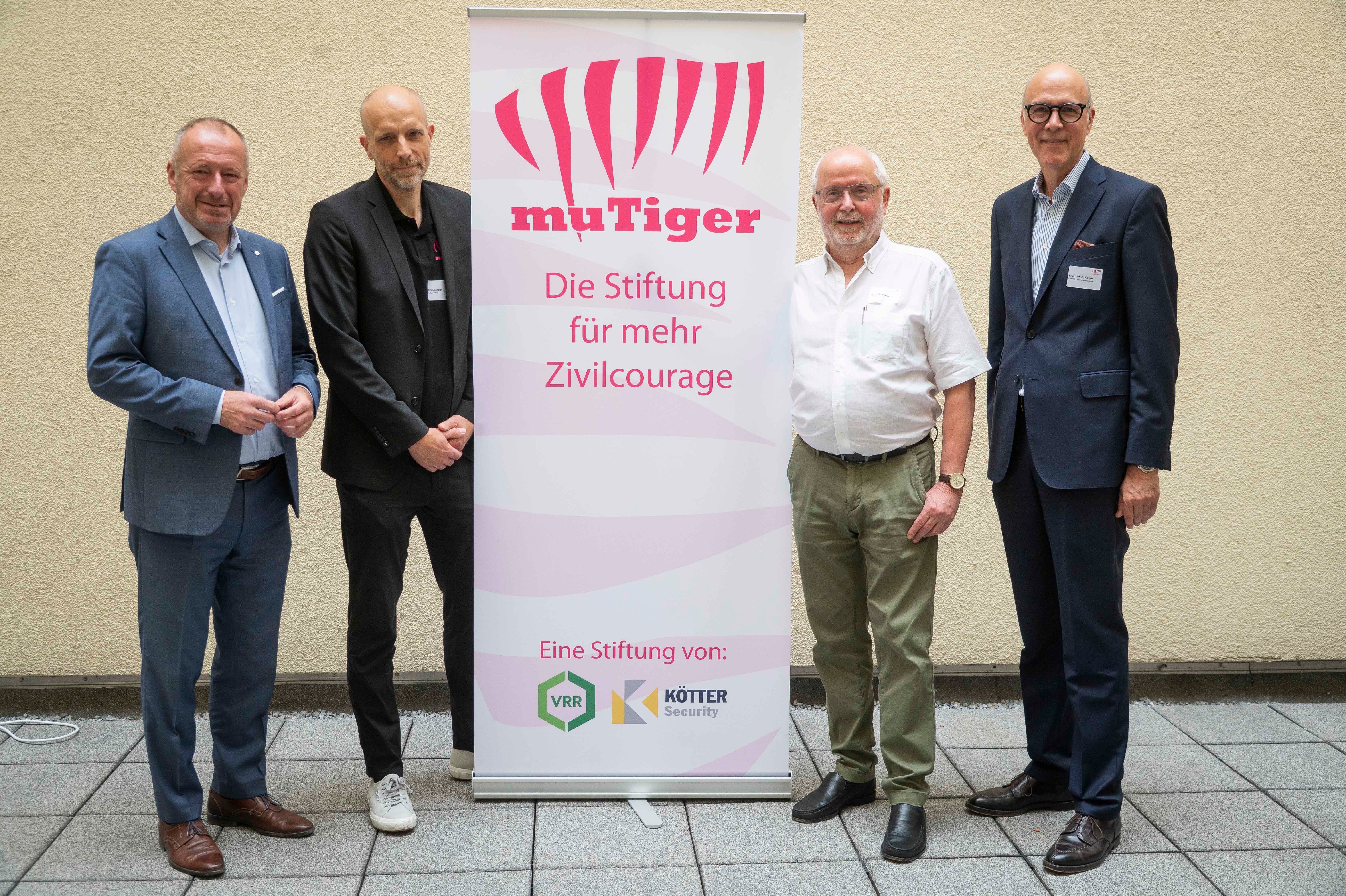 15 Jahre muTiger-Stiftung für mehr Zivilcourage: In 1.250 Trainings annähernd 20.000 Teilnehmende geschult