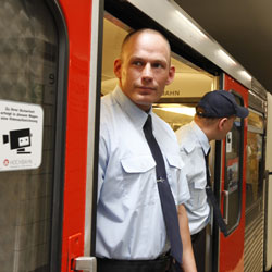 Sicherheitstätigkeiten im Öffentlichen Personenverkehr